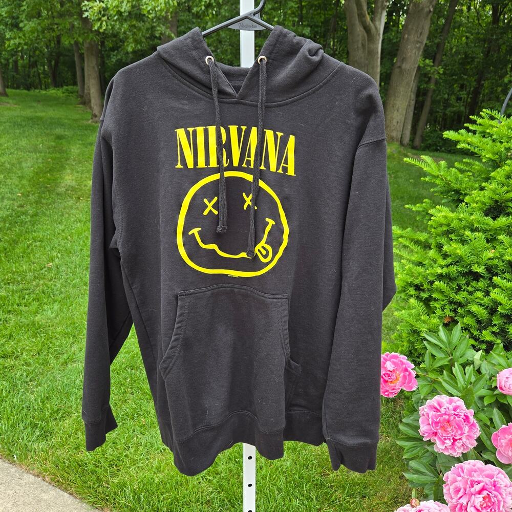 Nirvana Men's Black Smile Pullover Hoodie Front Back Graphic Grunge size Medium